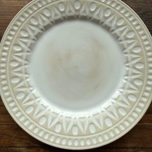 Elegant Cream Plates (set of 3)